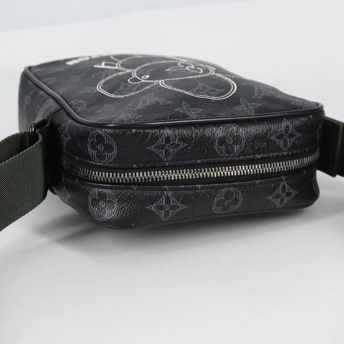 LOUIS VUITTON MONOGRAM ECLIPSE DANUBEPM SHOULDER BAG - 6
