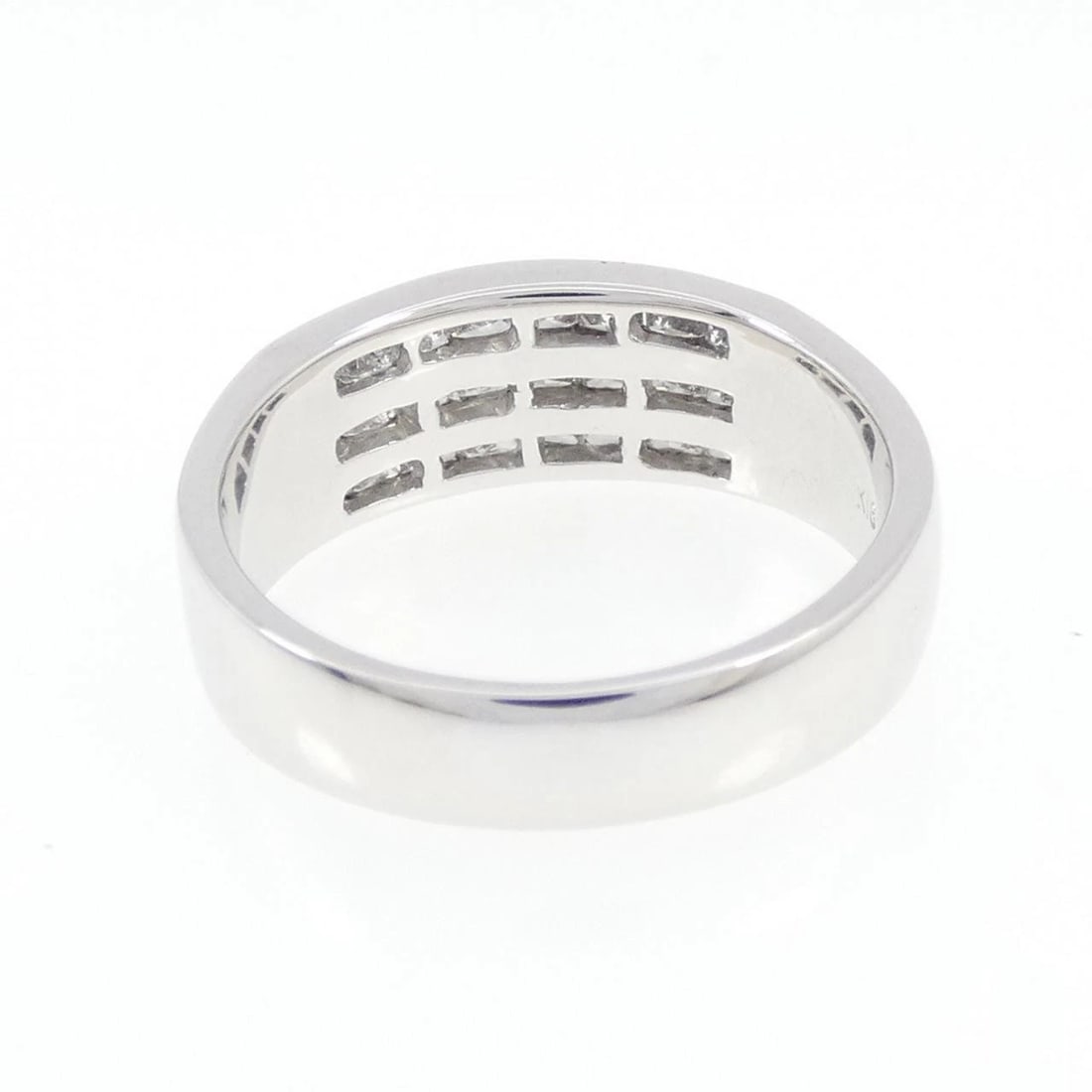 K18WG DIAMOND RING - 3