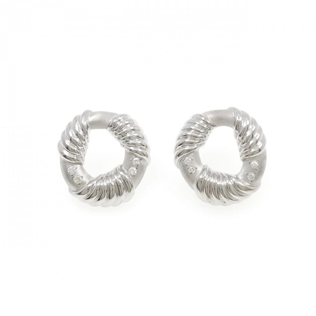 K14WG DIAMOND PIERCE: K14WG Diamond Pierce Brand: Unbranded Type: Diamond Pierce/Earring Material: 14 white gold, Main Stone/Creation Natural Color: white gold Size: Actual Size Approx. length x width: 22.8mm x 21.5mm