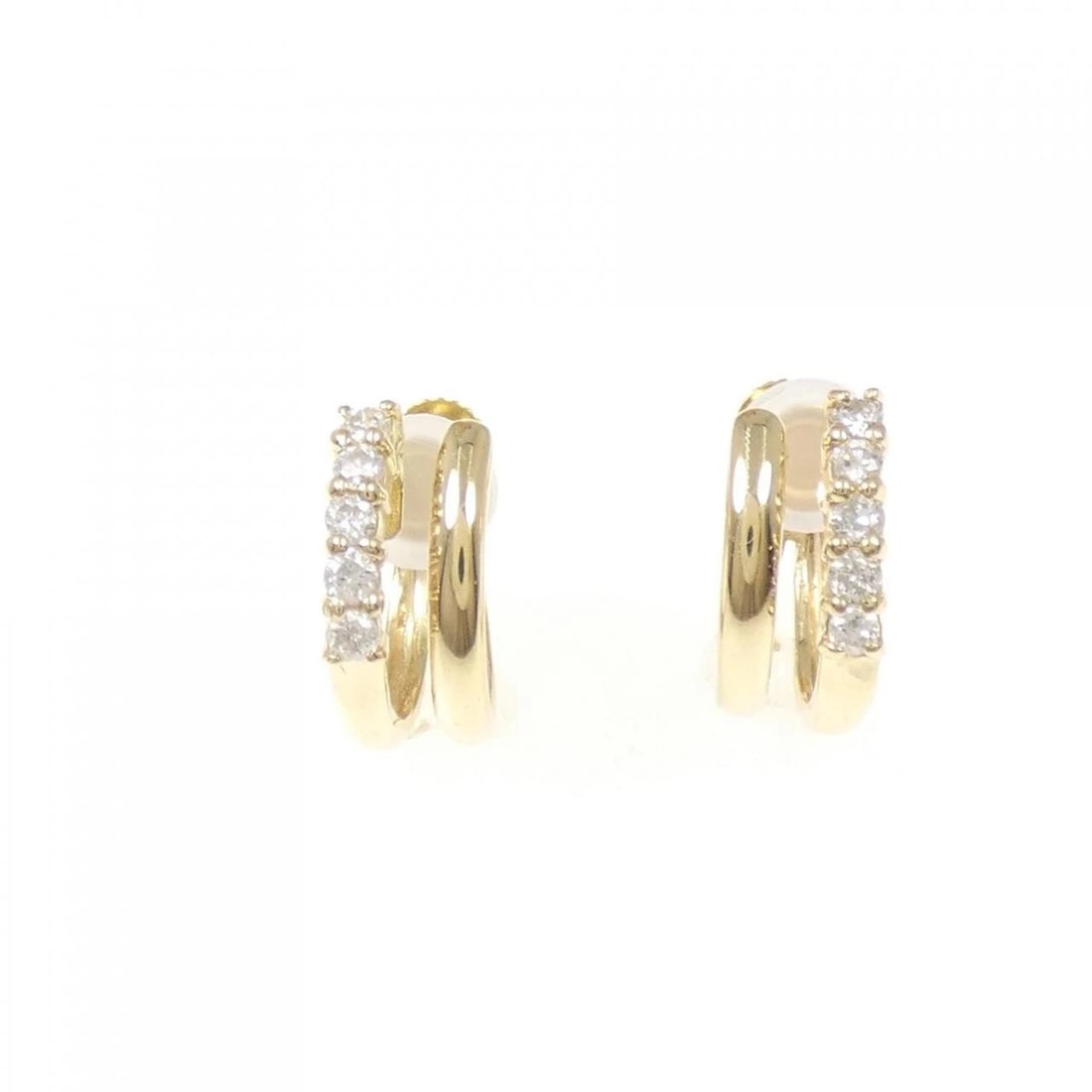 K18YG DIAMOND EARRINGS: K18YG Diamond Earrings Brand: Unbranded Type: Diamond Pierce/Earring Material: K18 yellow gold, Main Stone/Creation Natural Color: yellow gold Size: Actual Size Approx. height x width: 12.3mm x 4.9mm