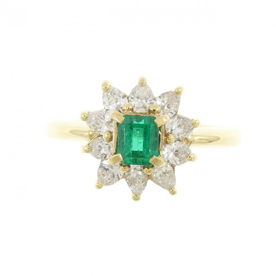 K18YG EMERALD RING: K18YG Emerald Ring Brand: Unbranded Type: Emerald Ring Material: K18 yellow gold, Main Stone/Creation Emerald Secondary Stone Diamond Color: yellow gold Size: US 5 3/4 Accessories: None Accessories