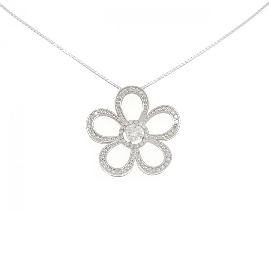 K18WG FLOWER DIAMOND NECKLACE: K18WG Flower Diamond Necklace Brand: Unbranded Type: Diamond Necklace Material: K18 white gold, Main Stone/Creation Natural Color: White Gold Size: 45cm Actual Size Pendant length approx. x width appr