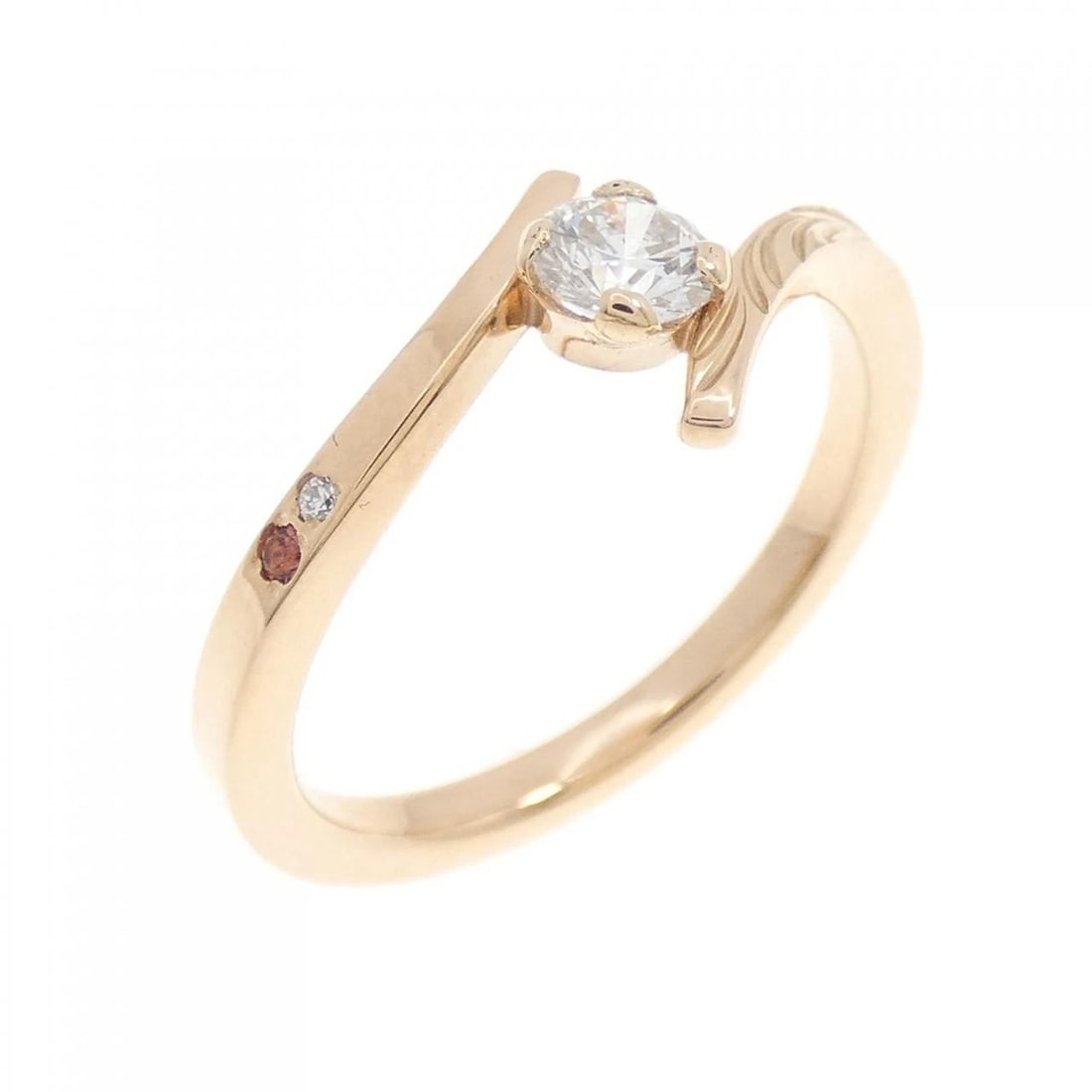 750PG DIAMOND RING: 750PG Diamond Ring Brand: Unbranded Type: Diamond Ring Material: 750 Pink Gold, Main Stone/Creation Natural Secondary Stone garnet Color: Pink Gold Size: US 6 1/2 Accessories: None Accesso