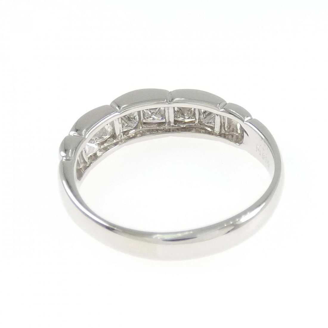 PT900 DIAMOND RING - 2