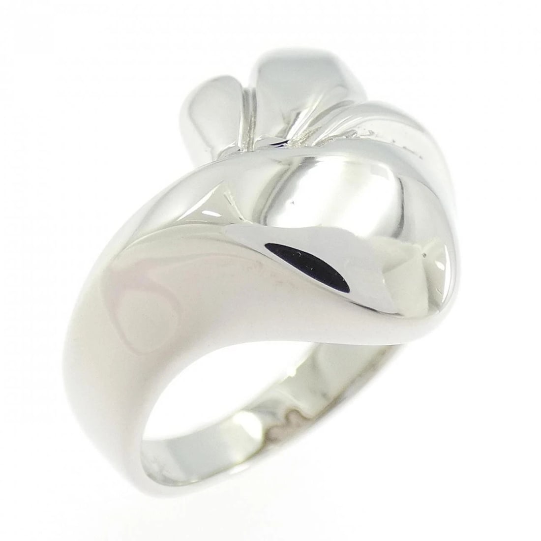 PT900 RING: PT900 ring Brand: Unbranded Type: Ring Material: PT900, Color: Silver Size: US 5 1/4 Accessories: None Accessories Notice: When purchasing pre-owned goods, please refer to the photos of the items to