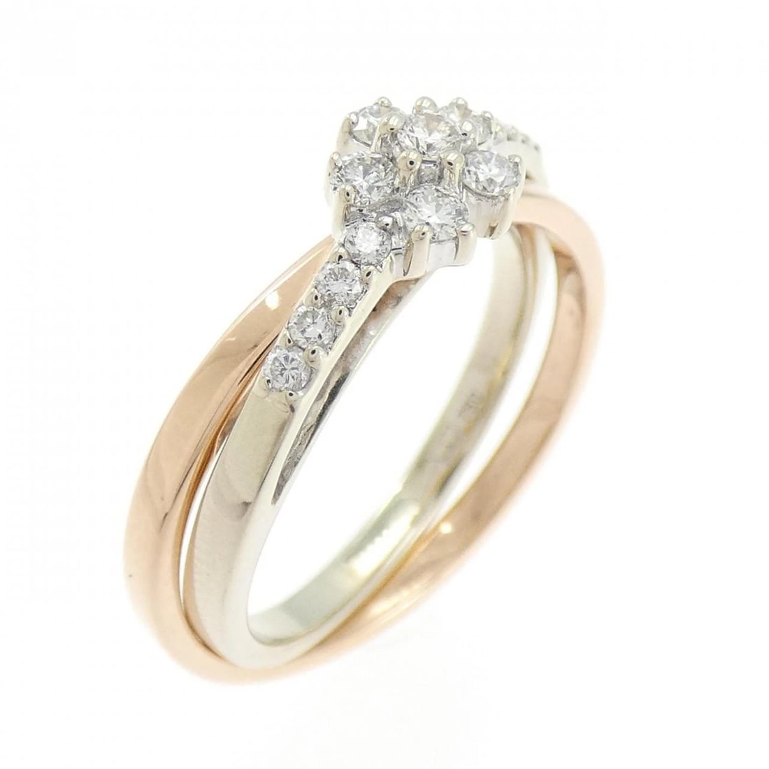 750WG/750PG FLOWER DIAMOND RING: 750WG/750PG Flower Diamond Ring Brand: Unbranded Type: Diamond Ring Material: 750WG/750PG, Color: WG,PG Size: US 6 1/4 Accessories: None Accessories Notice: When purchasing pre-owned goods, please