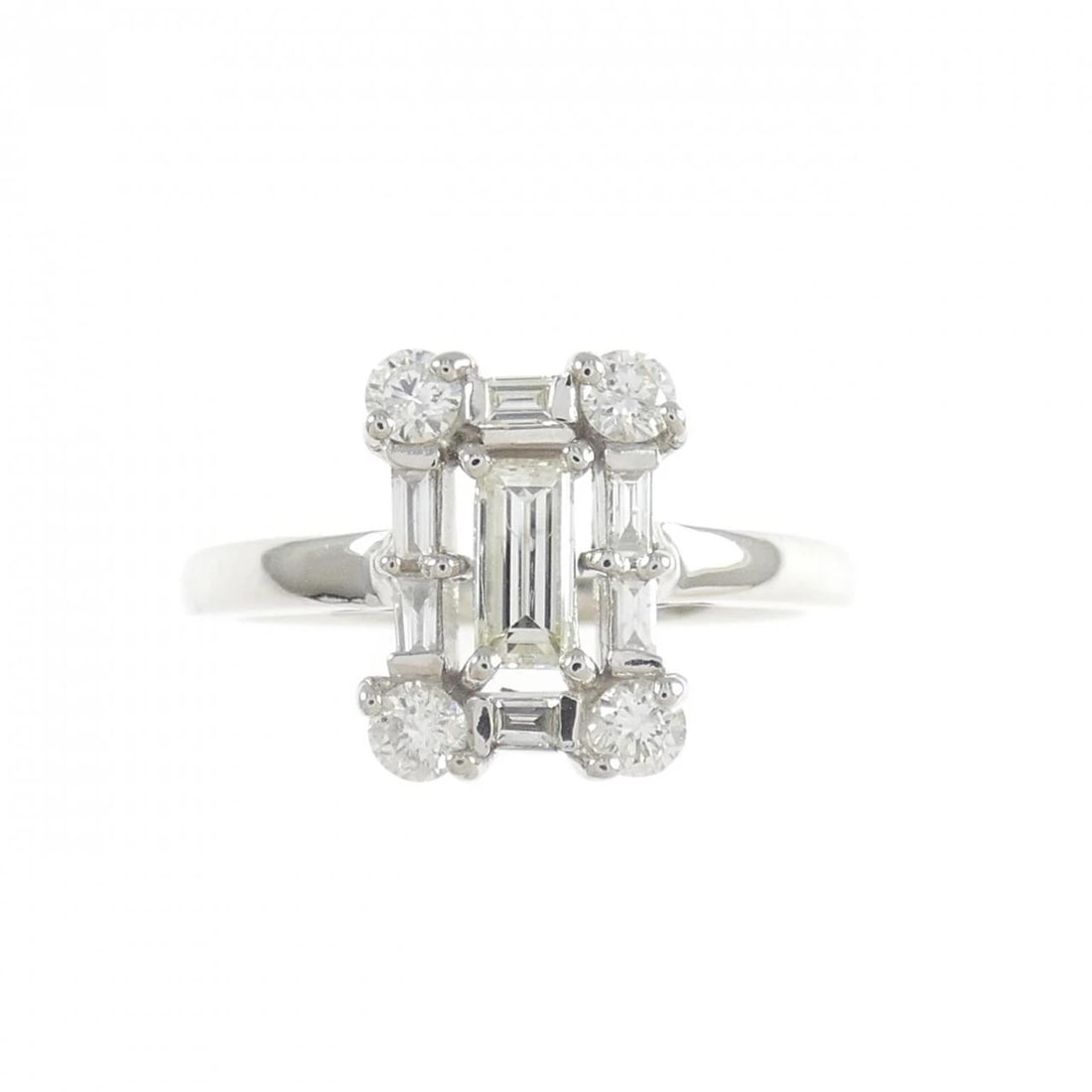 K18WG DIAMOND RING - 2