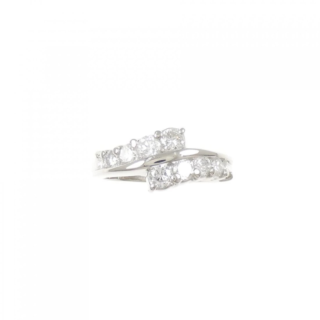 PT900 DIAMOND RING: PT900 Diamond Ring Brand: Unbranded Type: Diamond Ring Material: PT900, Main Stone/Creation Natural Color: Silver Size: US 6 1/2 Accessories: None Accessories Notice: When purchasing pre-owned goods,