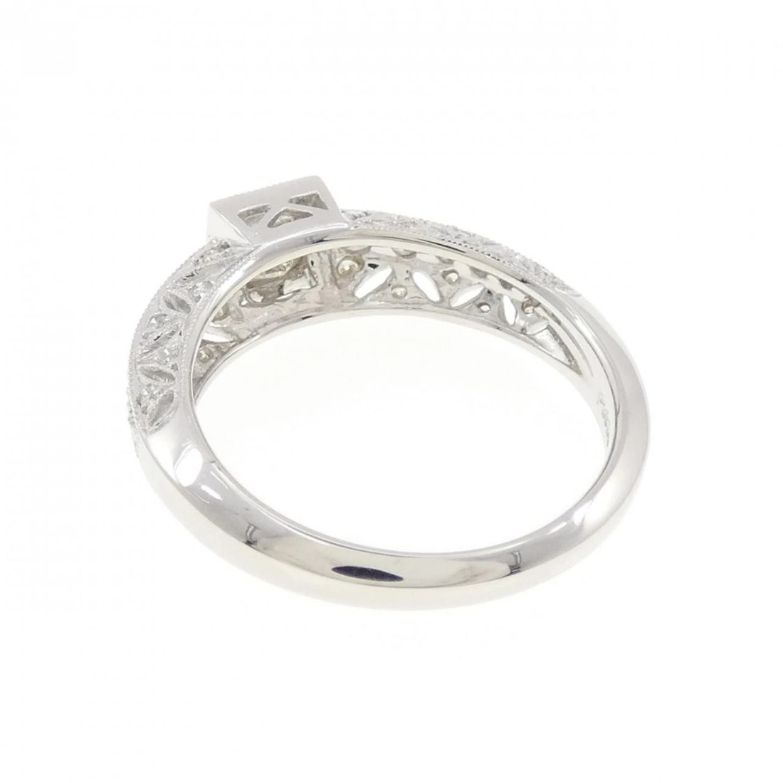 PT900 DIAMOND RING - 2