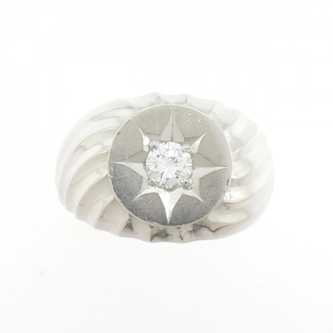 PT900 DIAMOND RING - 2