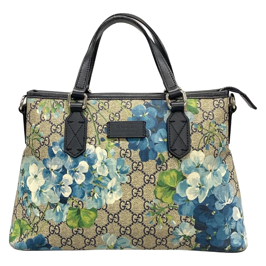 GUCCI GG BLOOMS BEIGE EBONY HANDBAG: GUCCI GG Blooms Beige Ebony Handbag Brand: GUCCI Type: Handbag Material: Exterior Material PVC, Leather Color: Exterior Color Beige, Ebony, Multi Size: Height : 8.07 inch (20.5 cm) Width : 10.43 inch 