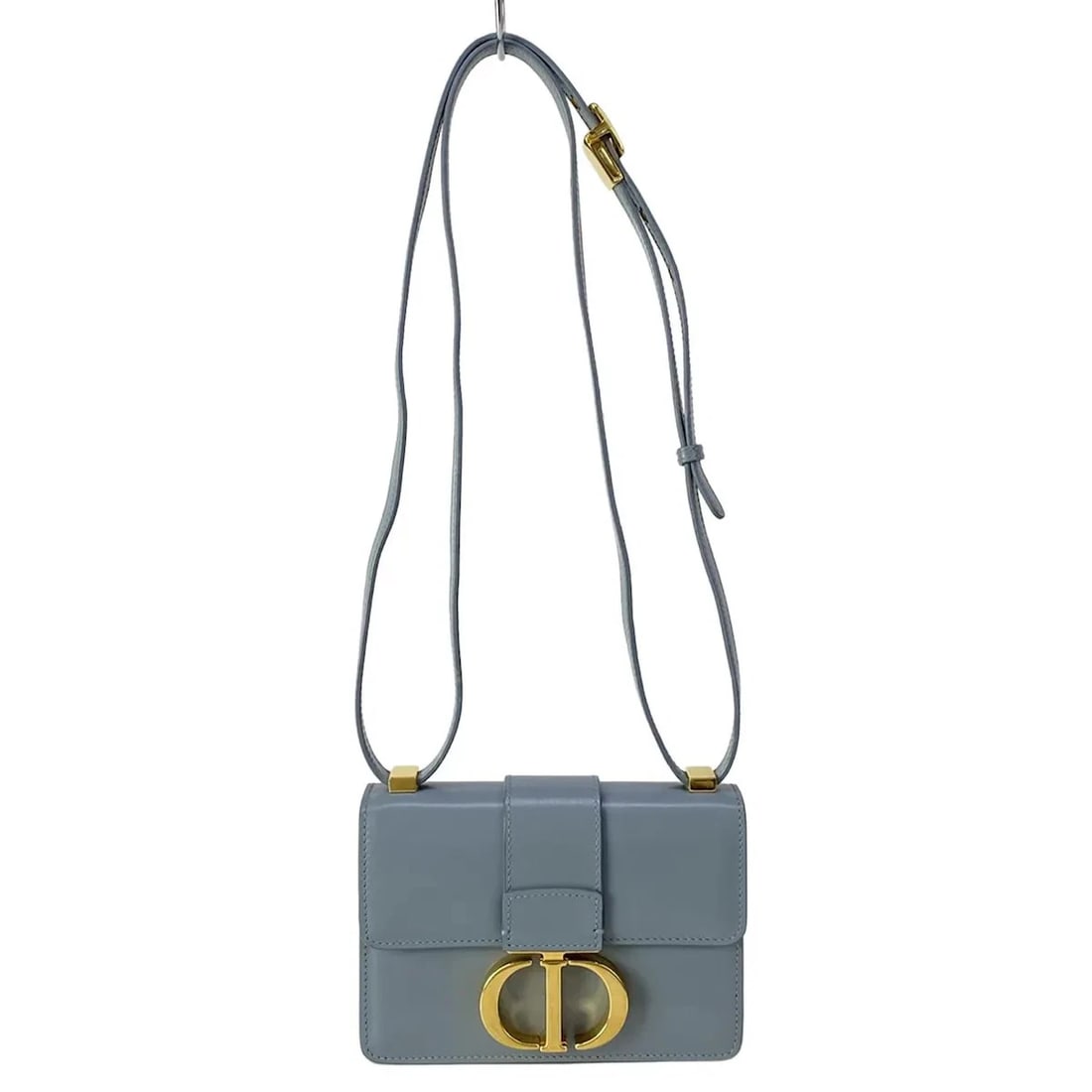 CHRISTIANDIOR 30 MONTAIGNE MICRO BAG BLUE: ChristianDior 30 Montaigne Micro Bag Blue Brand: DIOR/ChristianDior Type: Shoulder Bag Material: Exterior Material Leather Color: Exterior Color Blue Gray Size: Height : 4.13 inch (10.5 cm) Width : 5.