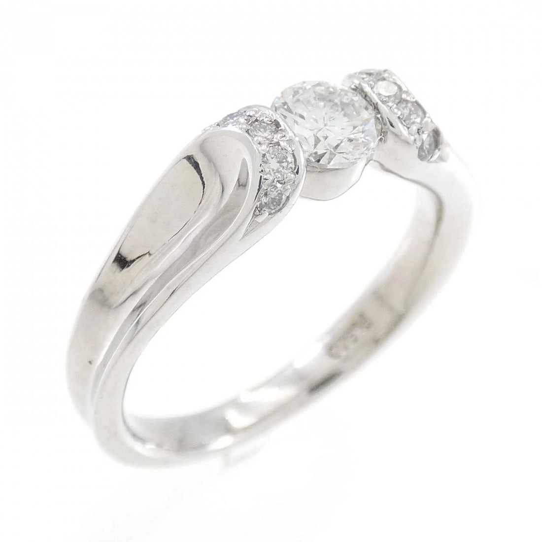PT DIAMOND RING: PT Diamond Ring Brand: Unbranded Type: Diamond ring Material: Platinum, Main Stone/Creation Natural Color: Platinum Size: US 5 3/4 Accessories: None Accessories Notice: When purchasing pre-owned