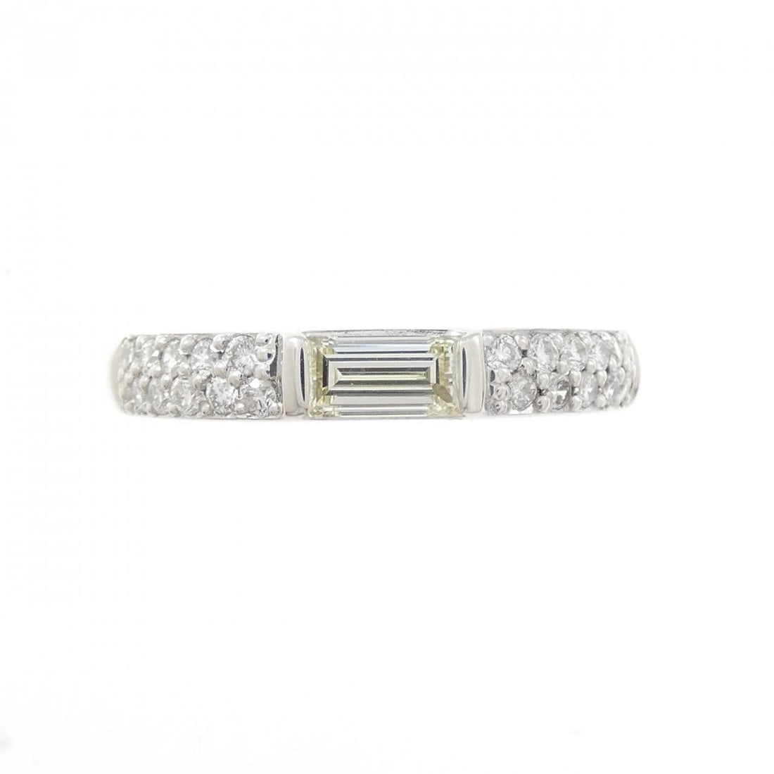 PT900 DIAMOND RING - 2