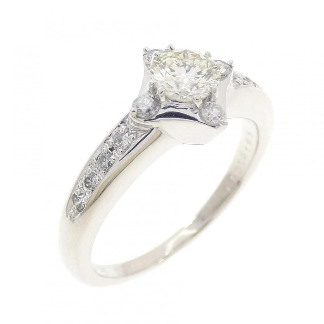 K18WG DIAMOND RING: K18WG Diamond Ring Brand: Unbranded Type: Diamond Ring Material: 18k White Gold, Main Stone/Creation Natural Color: White Gold Size: US 5 3/4 Accessories: None Accessories Notice: When purchasing