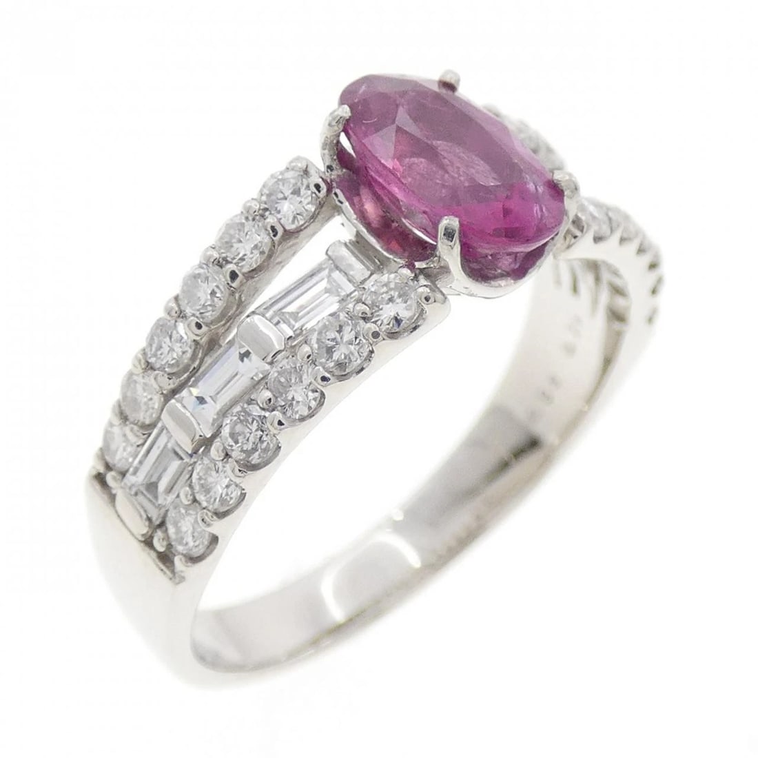PT950 RUBY RING (1 of 3)