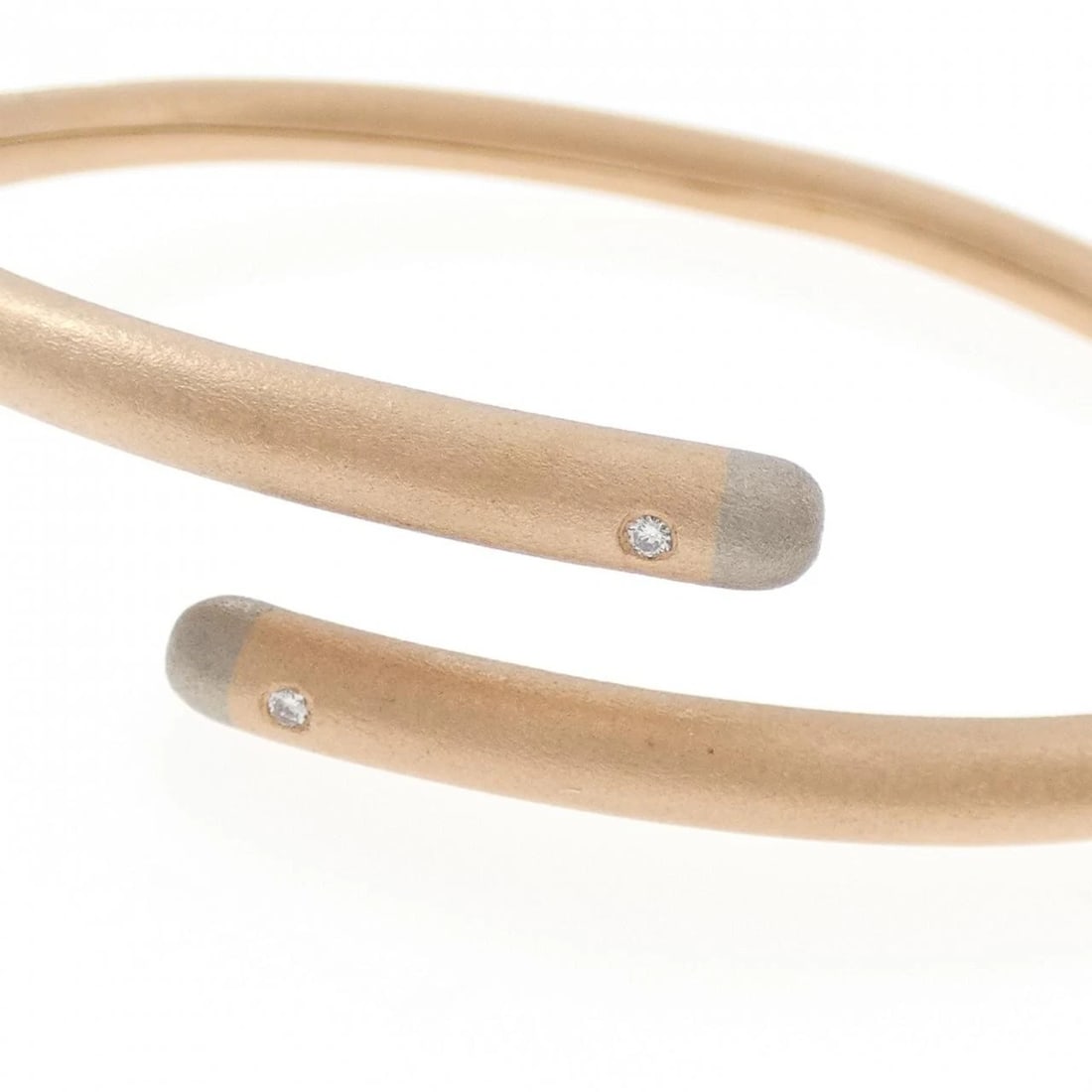 585PG/585WG DIAMOND BANGLE - 2
