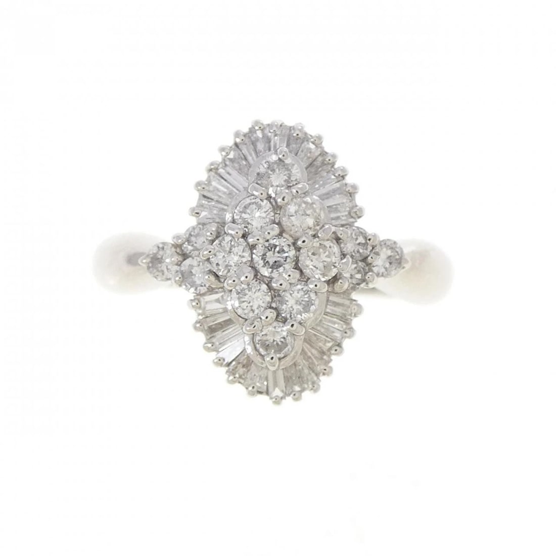 PT900 DIAMOND RING: PT900 Diamond Ring Brand: Unbranded Type: Diamond Ring Material: Platinum900, Main Stone/Creation Natural Color: Silver Size: US 6 3/4 Accessories: None Accessories Notice: When purchasing pre-owned