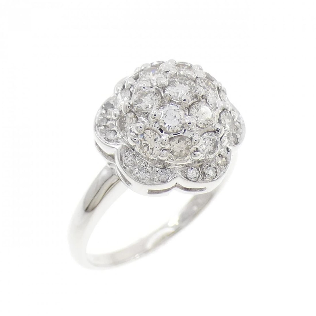 750WG DIAMOND RING: 750WG Diamond Ring Brand: Unbranded Type: Diamond Ring Material: 750WG, Main Stone/Creation Natural Color: Silver Size: US 6 1/4 Accessories: None Accessories Notice: When purchasing pre-owned goods,
