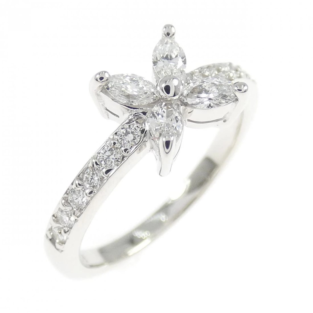 K18WG FLOWER DIAMOND RING: K18WG Flower Diamond Ring Brand: Unbranded Type: Diamond Ring Material: K18 white gold, Main Stone/Creation Natural Color: White Gold Size: US 4 3/4 Accessories: None Accessories Notice: When