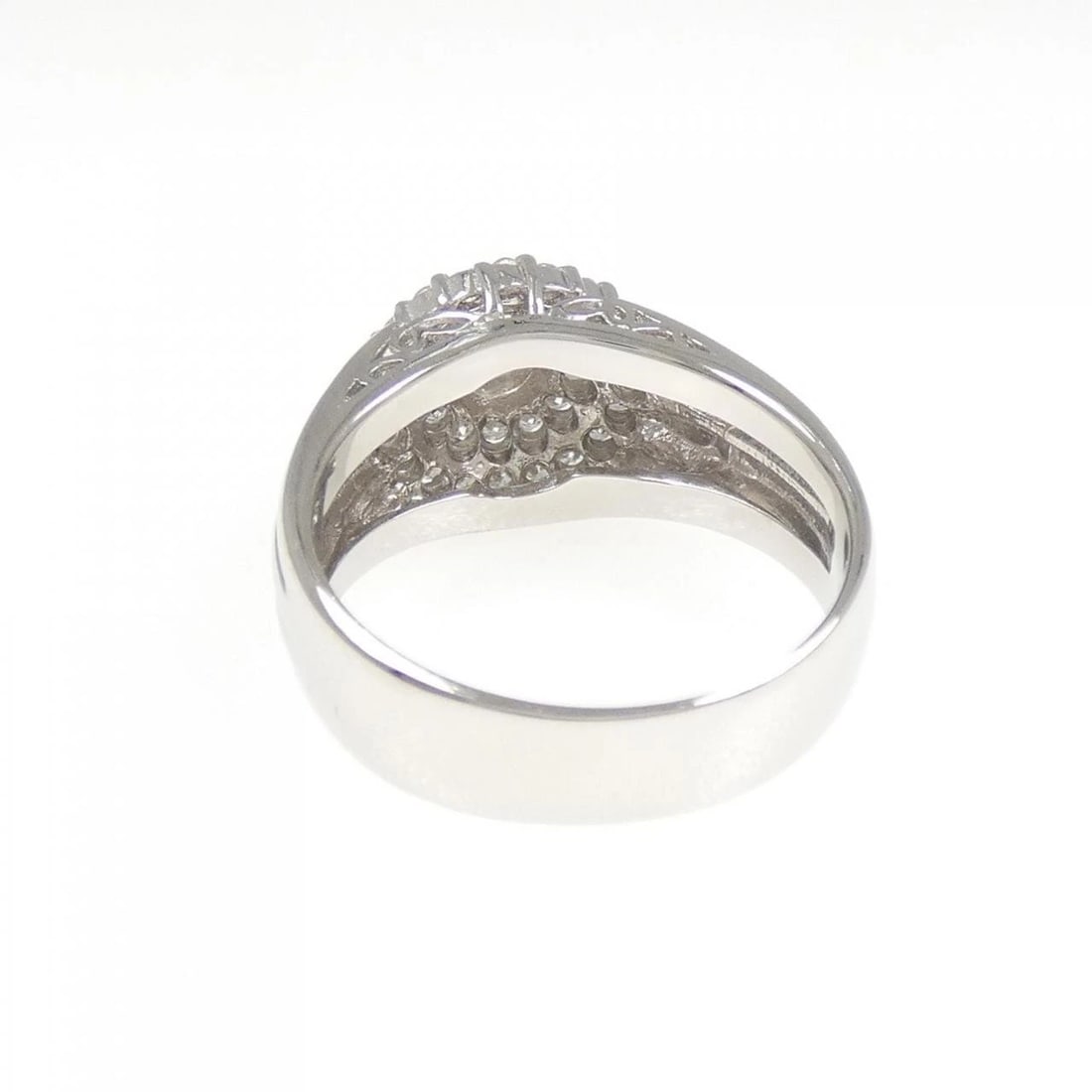 PT900 DIAMOND RING - 2