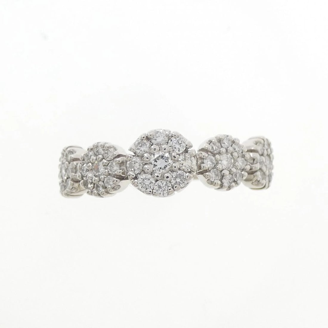 PT900 DIAMOND RING: PT900 Diamond Ring Brand: Unbranded Type: Diamond Ring Material: PT900, Main Stone/Creation Natural Color: Silver Size: US 5 3/4 Accessories: None Accessories Notice: When purchasing pre-owned goods,