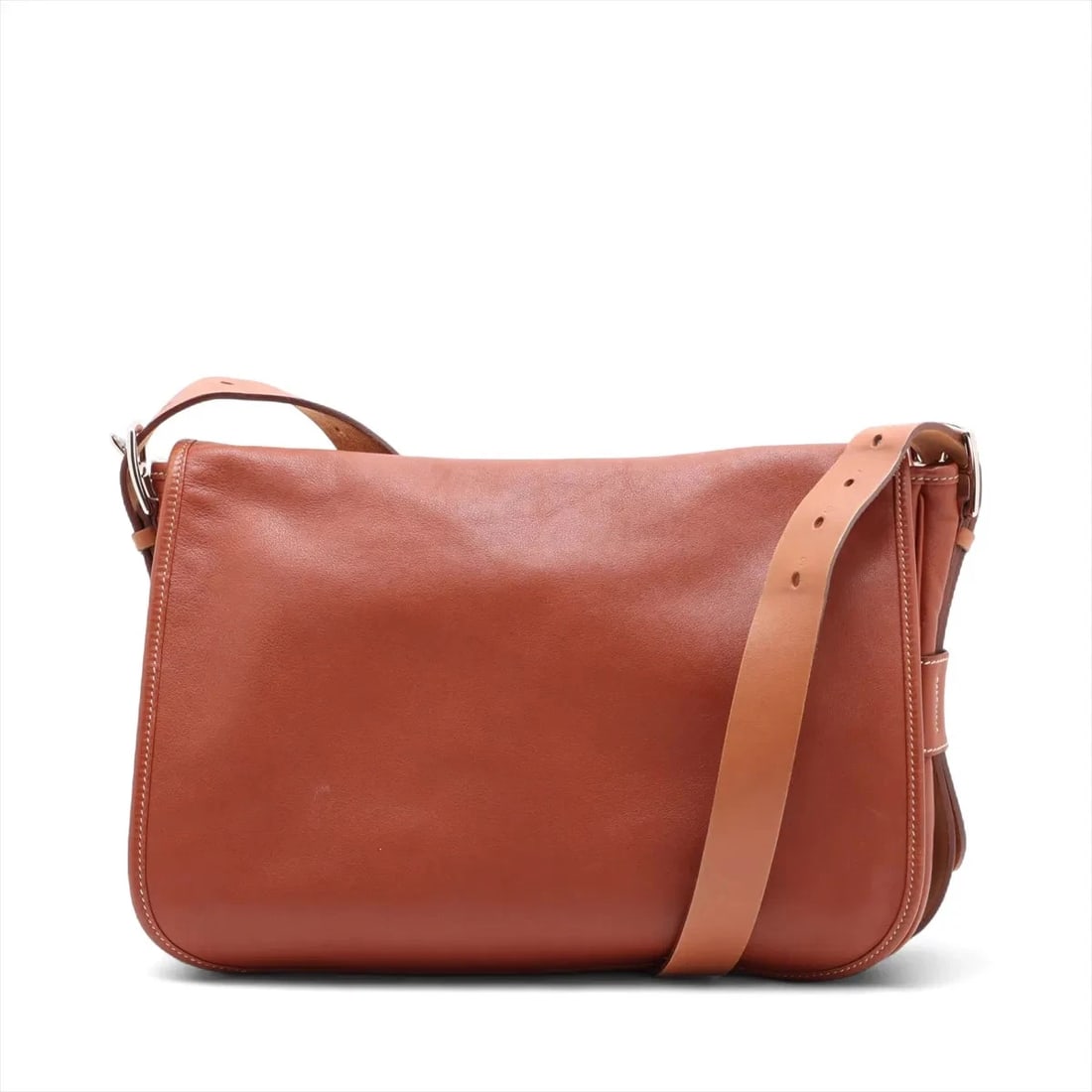 HERMES BARDA 35 VEAU SIKKIM FAUVE SILVER: Hermes Barda 35 Veau Sikkim Fauve Silver Brand: Hermès Type: Shoulder bag Material: Veau Sikkim Color: Fauve Size: Height:9.3inchLength:13.8inchDepth:2.6inch Accessories: None Accessories