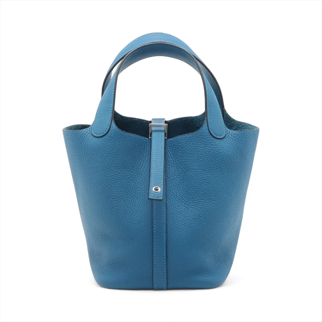 HERMES PICOTIN LOCK 18 PM TAURILLON CLEMENCE: Hermes Picotin Lock 18 PM Taurillon Clemence Brand: Hermès Type: Hand bag Material: Taurillon Clemence Color: Mykonos Size: Height:7.1inch Length:7.3inch Depth:5.3inch Handle height:5.1inch Access