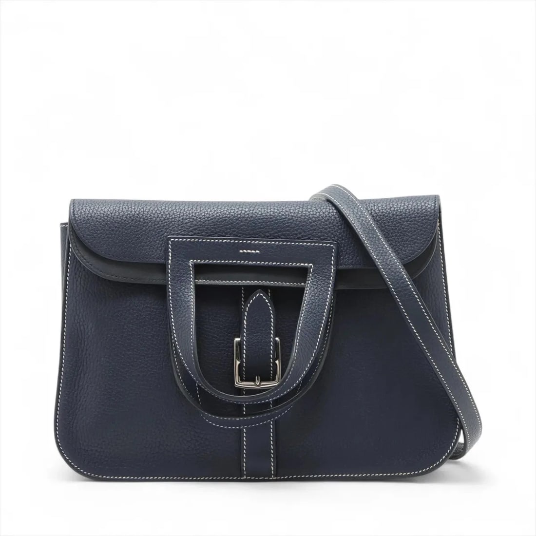 HERMES ARZAN 31 TAURILLON CLEMENCE BLUE NUIT SILVER: Hermes Arzan 31 Taurillon Clemence Blue nuit Silver Brand: Hermès Type: Hand bag Material: Taurillon Clemence Color: Blue nuit Size: Height:8.1inch Length:12.0inch Depth:3.5inch Handle height:4.3inch