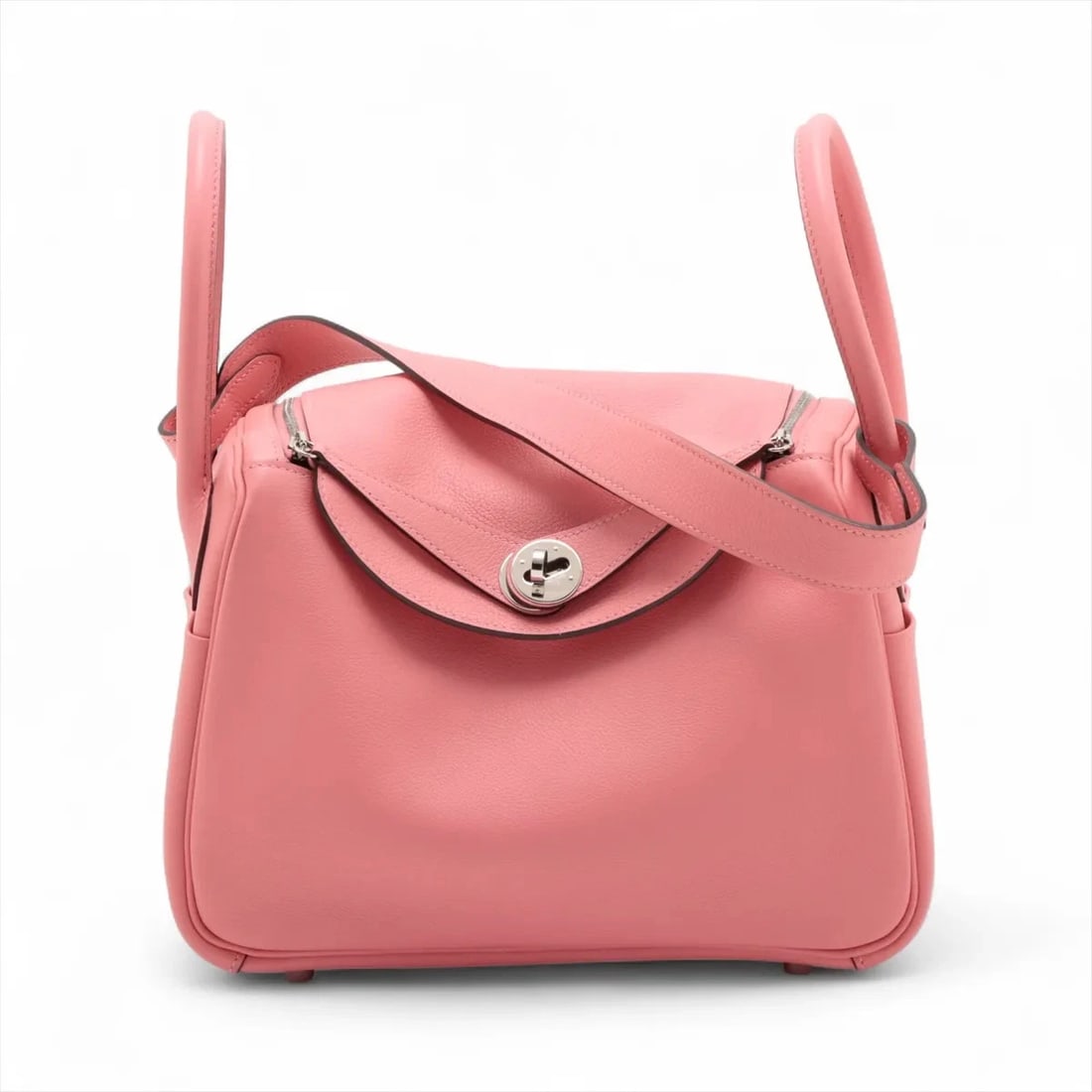 HERMES LINDY 26 EVERCOLOR ROSE AZALEE SILVER: Hermes Lindy 26 Evercolor Rose Azalee Silver Brand: Hermès Type: Shoulder bag Material: Evercolor Color: Rose Azalee Size: Height:7.5inch Length:9.8inch Depth:4.7inch Handle height:4.1inch Accesso