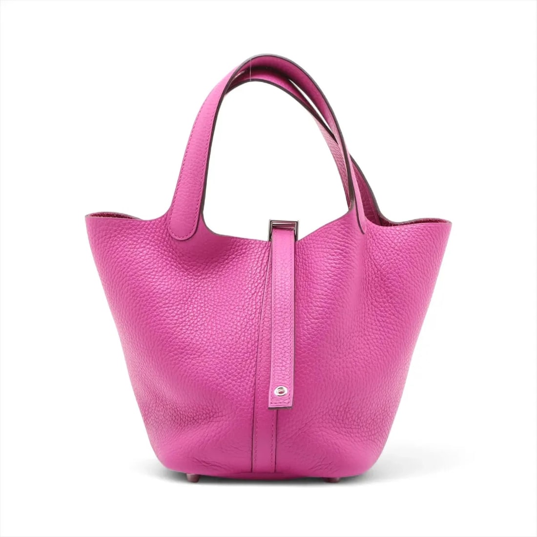HERMES PICOTIN LOCK 18 PM TAURILLON CLEMENCE: Hermes Picotin Lock 18 PM Taurillon Clemence Brand: Hermès Type: Hand bag Material: Taurillon Clemence Color: Magnolia Size: Height:7.3inch Length:7.1inch Depth:5.3inch Handle height:5.3inch Acces