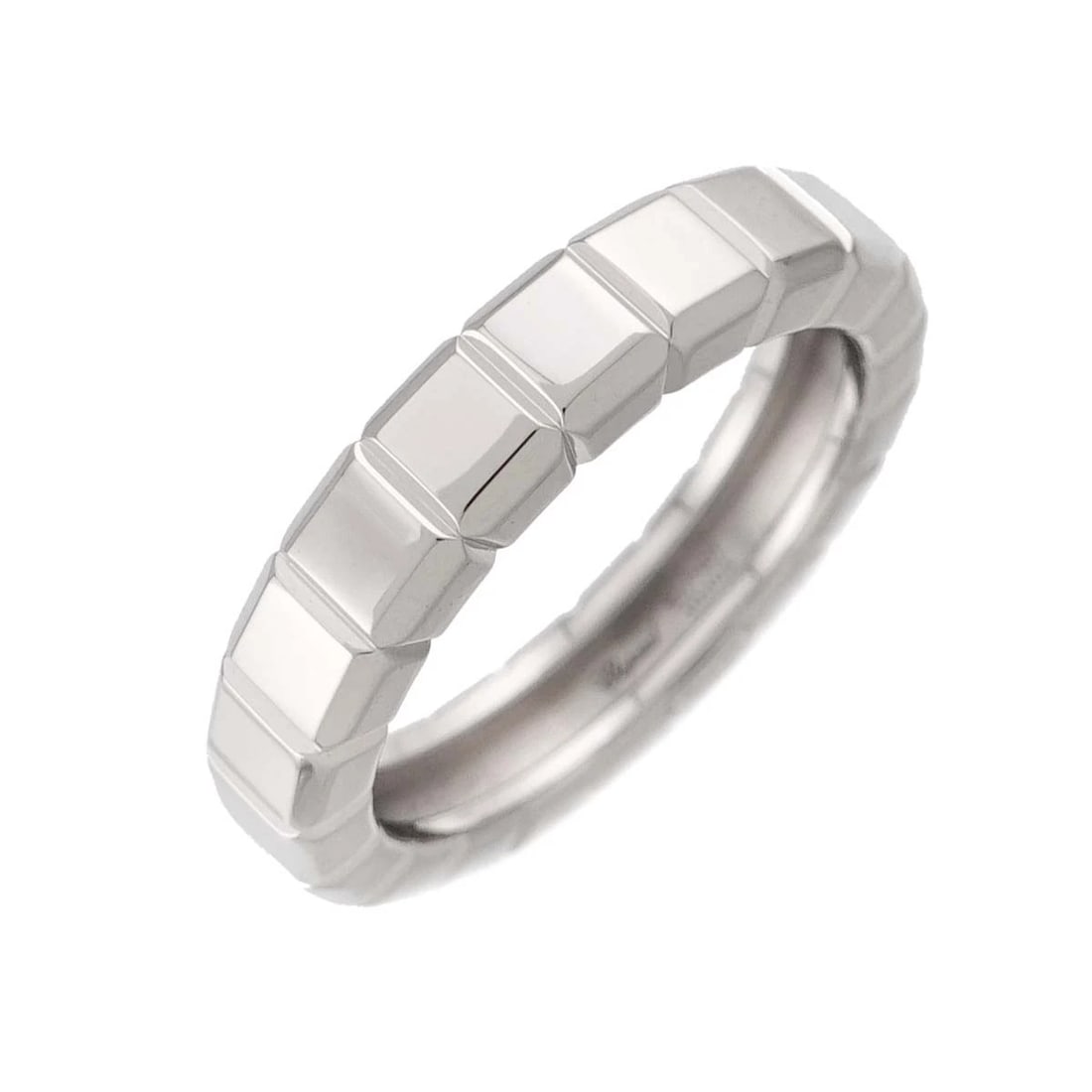 CHOPARD ICE CUBE RING 18K WG: Chopard Ice Cube Ring 18K WG Brand: Chopard Type: Ring Material: 750 White Gold, Color: White Gold Size: 7.25 (US) Accessories: None Accessories Notice: When purchasing pre-owned goods, pl