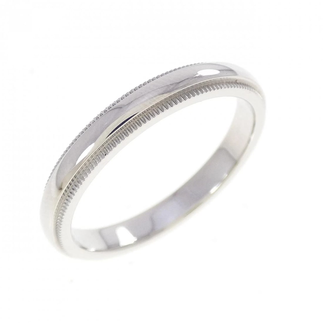 TIFFANY & CO. MILGRAIN RING: TIFFANY & Co. Milgrain Ring Brand: TIFFANY&Co. Type: TIFFANY & Co. Ring Material: Platinum950, Color: Platinum Size: US8 3/4 Accessories: None Accessories Notice: When purchasing pre-owned goods,