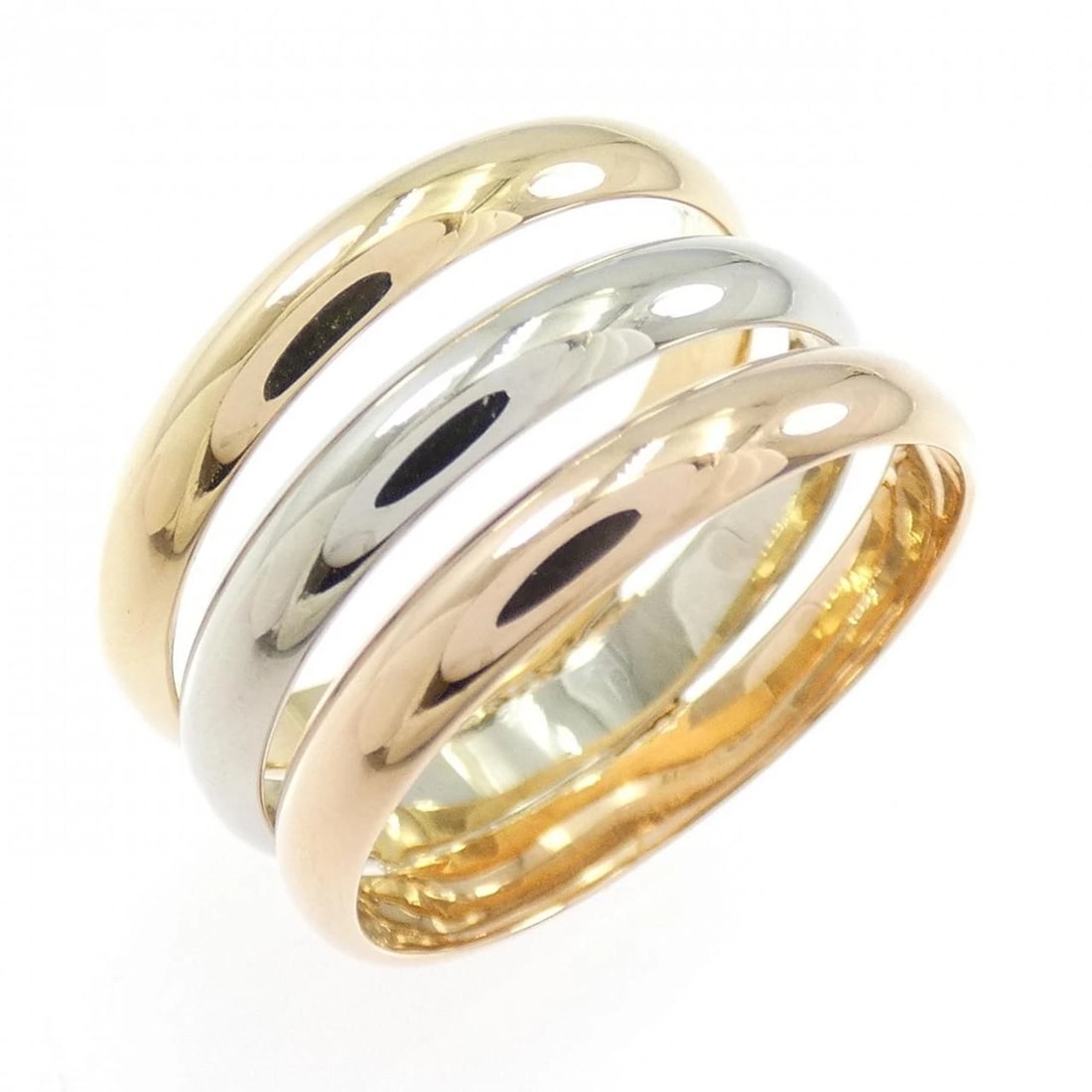 CARTIER 750 THREE-COLOR RING: Cartier 750 Three-Color Ring Brand: CARTIER Type: Cartier Ring Material: 750 Yellow Gold/750 White Gold/750 Pink Gold, Color: Yellow Gold White Gold Pink Gold Size: US5 3/4 Accessories: None