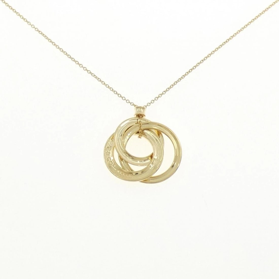 TIFFANY & CO. INTERLOCKING CIRCLE NECKLACE: TIFFANY & Co. Interlocking Circle Necklace Brand: TIFFANY&Co. Type: TIFFANY&Co. Necklace Material: 750 yellow gold, Color: yellow gold Size: Actual Size Pendant length approx. x width approx.: