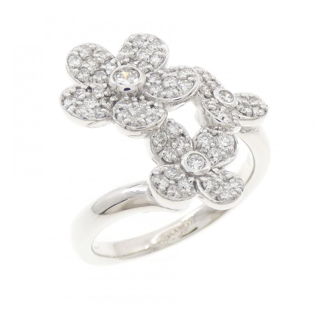 PONTE VECCHIO K18WG RING (1 of 4)