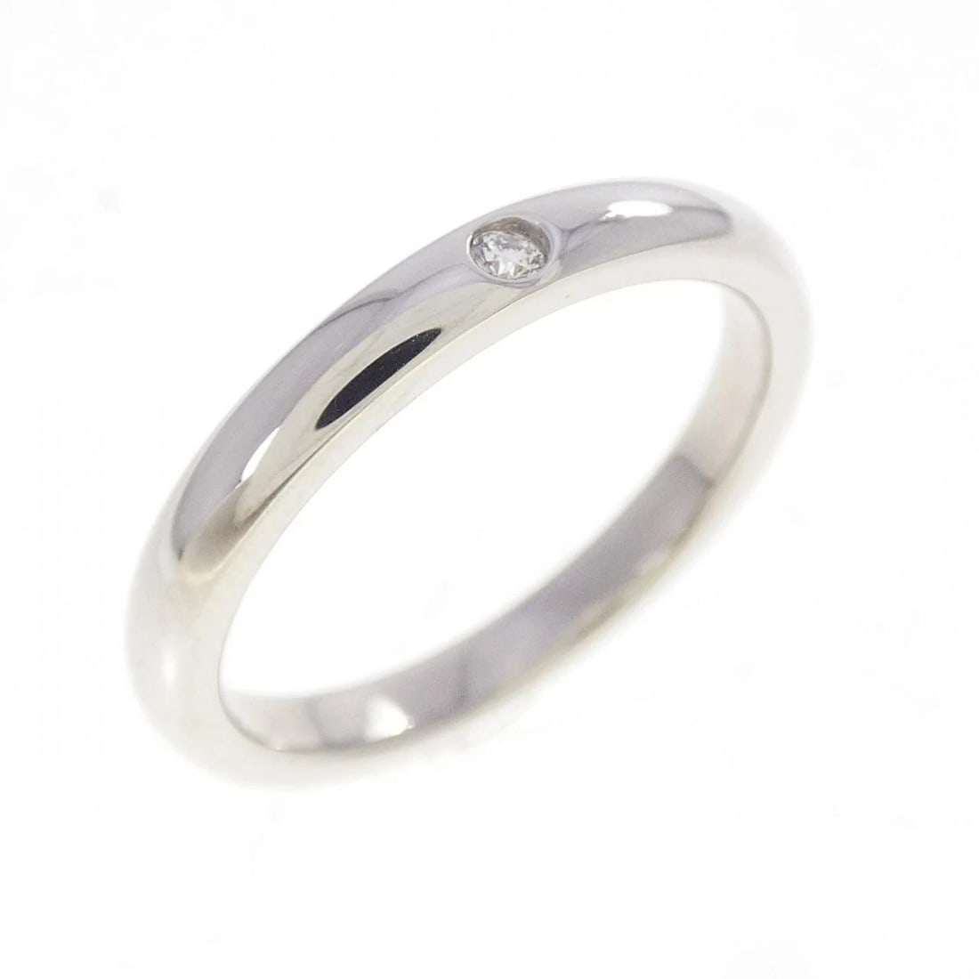TIFFANY&CO. STACKING BAND RING: TIFFANY&Co. Stacking Band Ring Brand: TIFFANY&Co. Type: TIFFANY & Co. Ring Material: Platinum950, Color: Platinum Size: US6 1/2 Accessories: None Accessories Notice: When purchasing pre-owned goods,