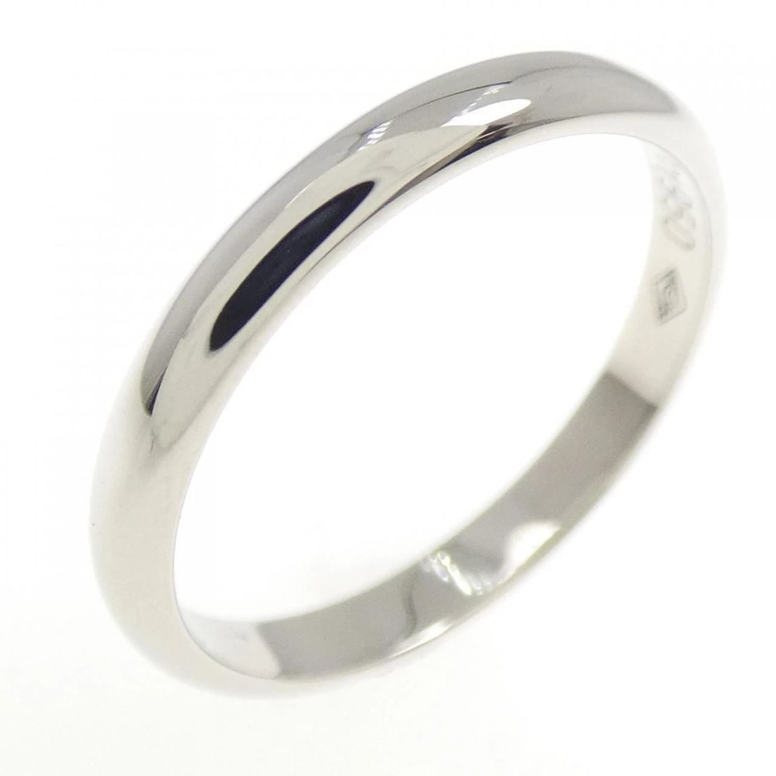 CARTIER WEDDING RING: Cartier Wedding Ring Brand: CARTIER Type: Cartier Ring Material: Platinum950, Color: Platinum Size: US4 1/2 Accessories: None Accessories Notice: When purchasing pre-owned goods, please refer to the