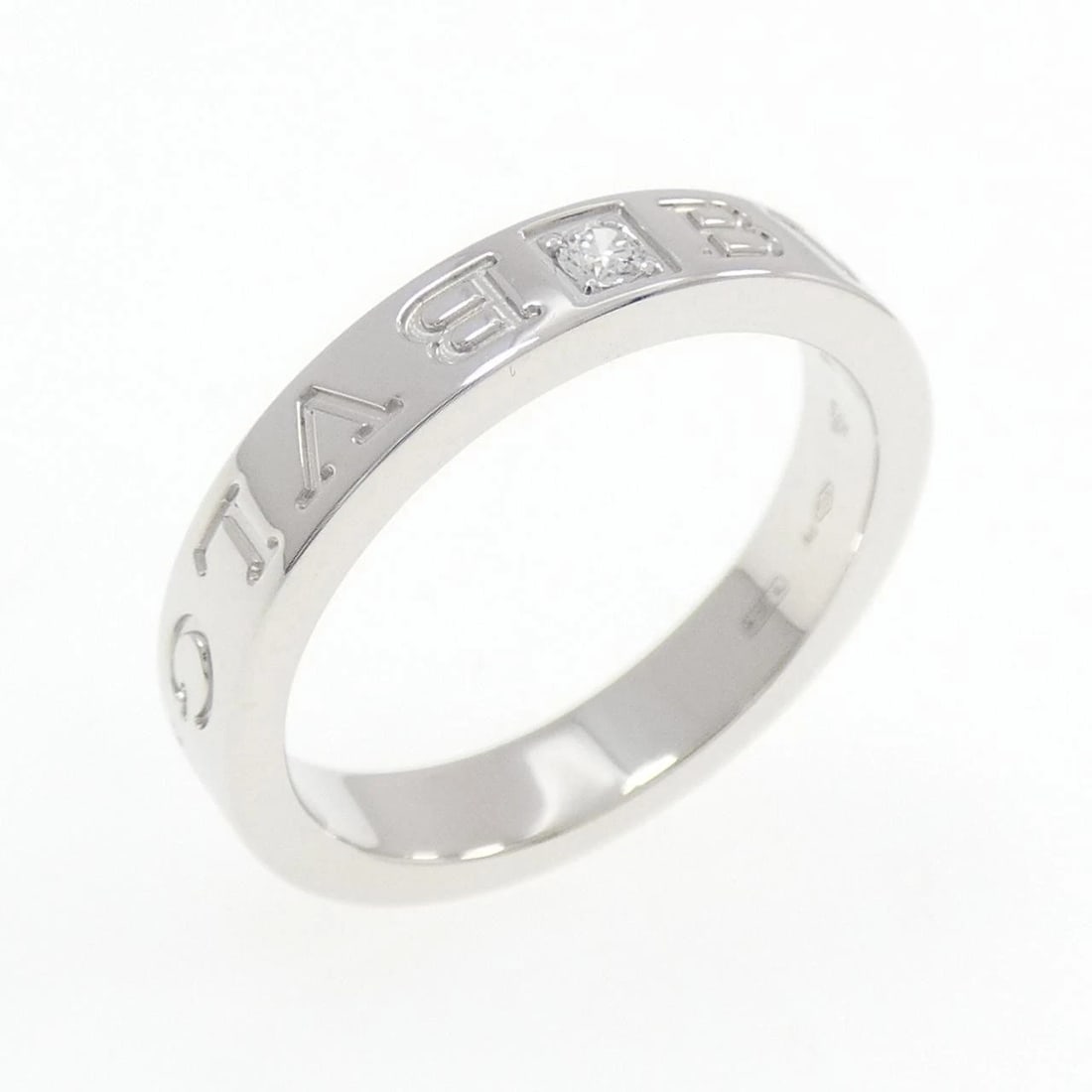 BVLGARI B.ZERO1 RING: Bvlgari B.zero1 Ring Brand: BVLGARI Type: Bulgari Ring Material: 750 white gold, Color: white gold Size: US8 Accessories: None Accessories Notice: When purchasing pre-owned goods, please r