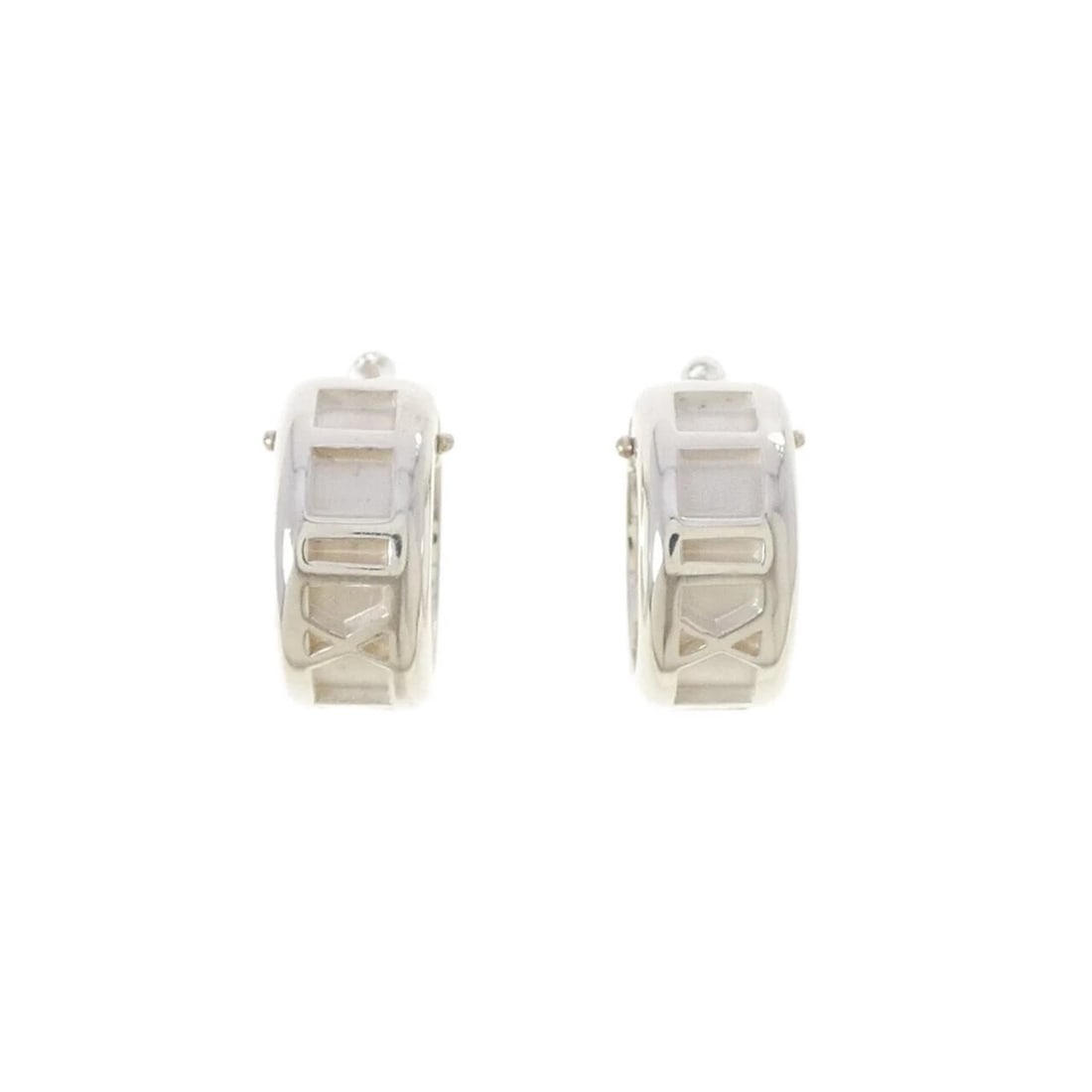 TIFFANY & CO. ATLAS PIERCE: TIFFANY & Co. Atlas Pierce Brand: TIFFANY&Co. Type: TIFFANY&Co. Pierce/Earring Material: 925Silver, Color: Silver Size: Actual Size Approx. height x width: 14.8mm x 6.8mm Accessories: None
