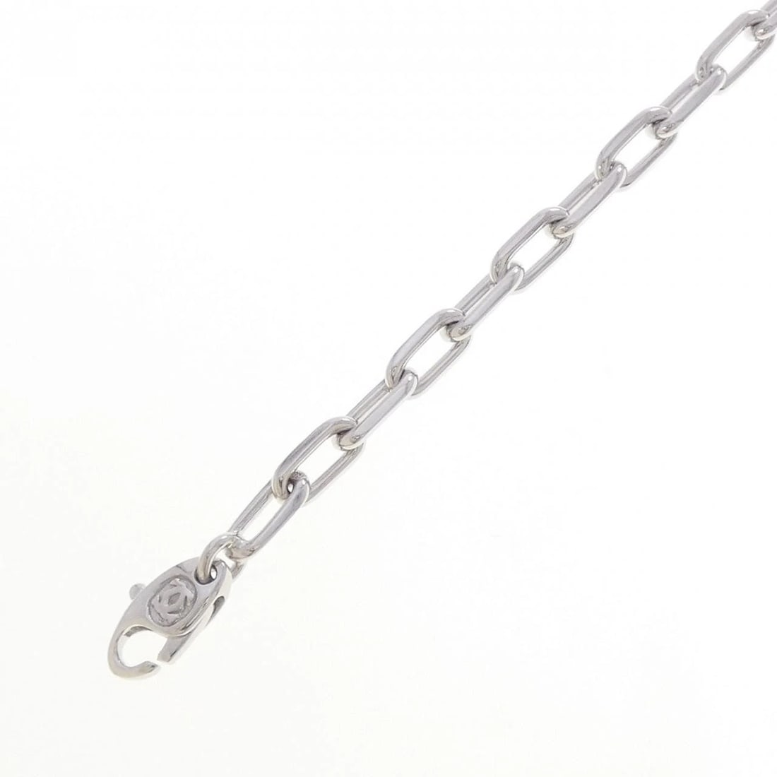 CARTIER SPARTACUS BRACELET: Cartier Spartacus Bracelet Brand: CARTIER Type: Cartier Bracelets Material: 750 white gold, Color: white gold Size: Actual Size Max width approx: 4.6mm Size 18.5cm Accessories: None Accessories
