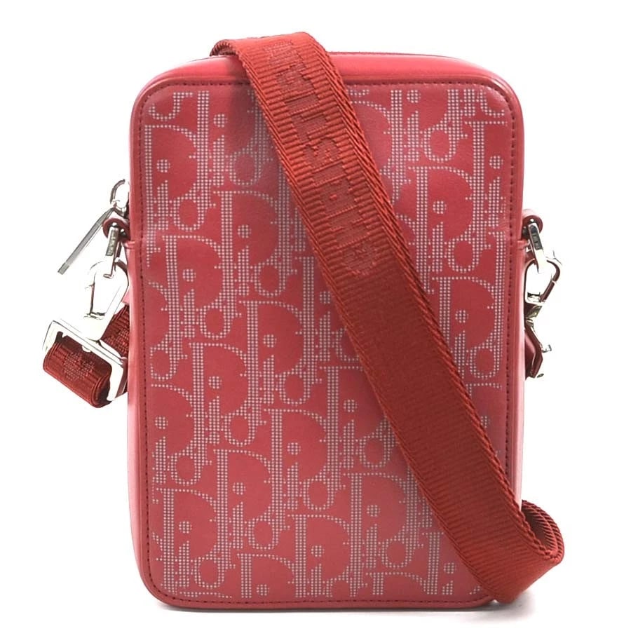 CHRISTIAN DIOR CROSSBODY SHOULDER BAG RED LEATHER: Christian Dior Crossbody Shoulder Bag Red Leather Brand: Christian Dior Type: Shoulder Bag Material: Leather Color: Red Size: W:4.7inx H:6.7inx D:1.6in Accessories: None Accessories Notice