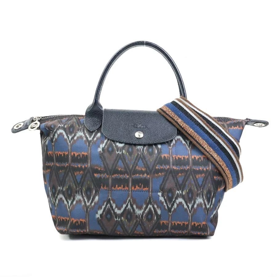 LONGCHAMP HANDBAG SHOULDER BAG NYLON/LEATHER: Longchamp Handbag Shoulder Bag Nylon/Leather Brand: Longchamp Type: Handbag Material: Nylon/Leather Color: Navy System Size: W:9.8inx H:8.7inx D:6.3in Handle Length:13.4in Accessories: None