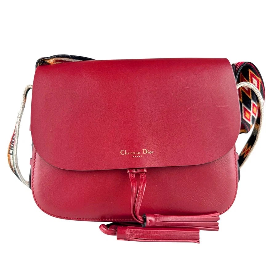 CHRISTIAN DIOR SHOULDER BAG RED LEATHER: Christian Dior Shoulder Bag Red Leather Brand: Christian Dior Type: Shoulder Bag Material: leather Color: Red Size: W:9.1inx H:7.9inx D:2.4in Handle Length:20.5in Accessories: None Accesso