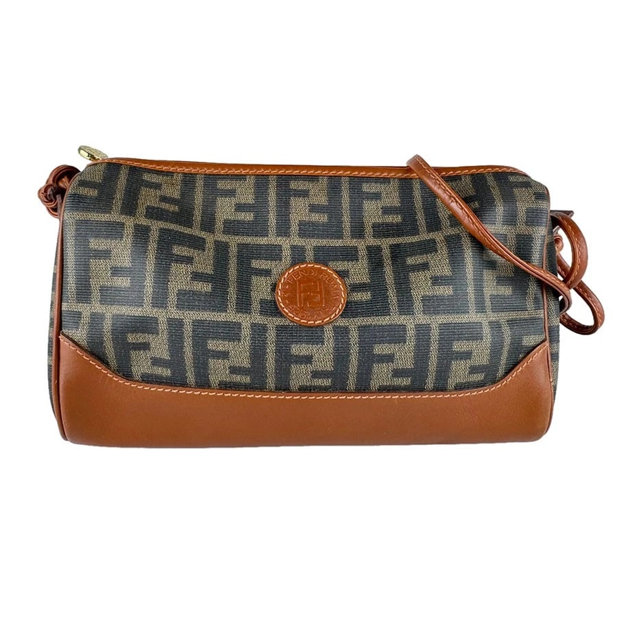 FENDI ZUCCA SHOULDER BAG BROWN: FENDI Zucca Shoulder Bag Brown Brand: FENDI Type: Shoulder Bag Material: PVC Coated Canvas/Leather Color: Brown Size: W:9.8inx H:6.3inx D:2.4in Accessories: None Accessories Notice: When p