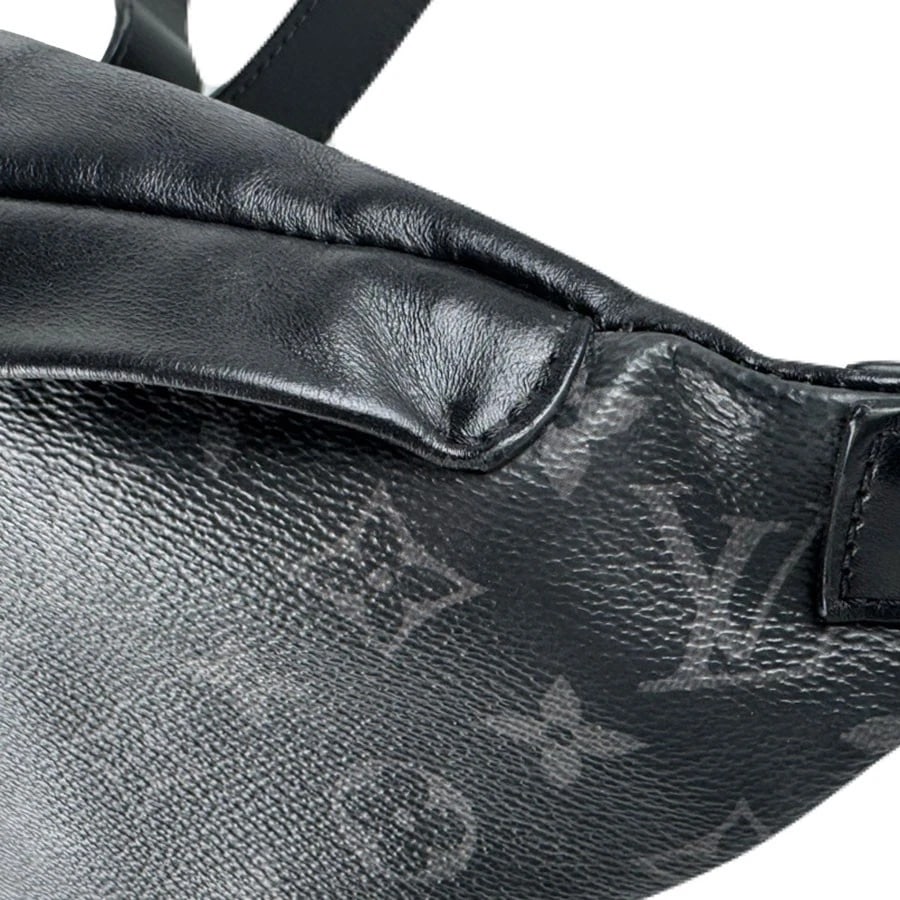 LOUIS VUITTON MONOGRAM ECLIPSE DISCOVERY BODY BAG - 6