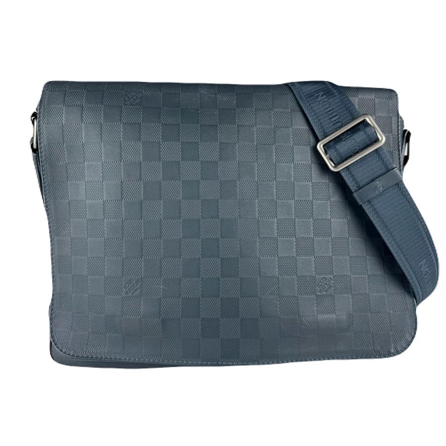 LOUIS VUITTON DAMIER INFINI DISTRICT PM SHOULDER BAG: LOUIS VUITTON Damier Infini District PM Shoulder Bag Brand: LOUIS VUITTON Type: Shoulder Bag Material: Damier Anfini Color: Navy Size: W:13.0inx H:11.4inx D:2.8in Accessories: None Accesso