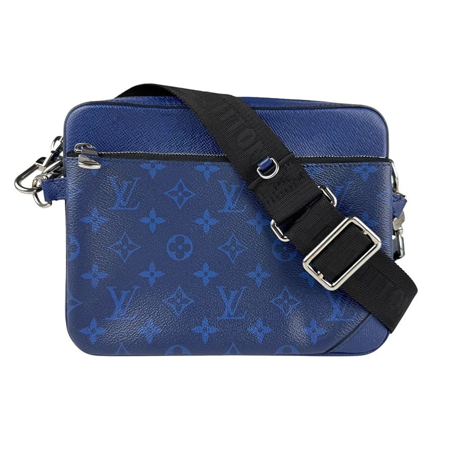 LOUIS VUITTON TRIO MESSENGER CROSSBODY SHOULDER BAG: LOUIS VUITTON Trio Messenger Crossbody Shoulder Bag Brand: LOUIS VUITTON Type: Crossbody Shoulder Bag Material: Taiga Leather/Monogram Canvas Color: Navy Blue/Black Size: W:9.4inx H:7.1inx D:1.6in