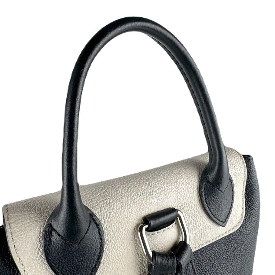 LOUIS VUITTON LOCKME BACKPACK LEATHER - 9