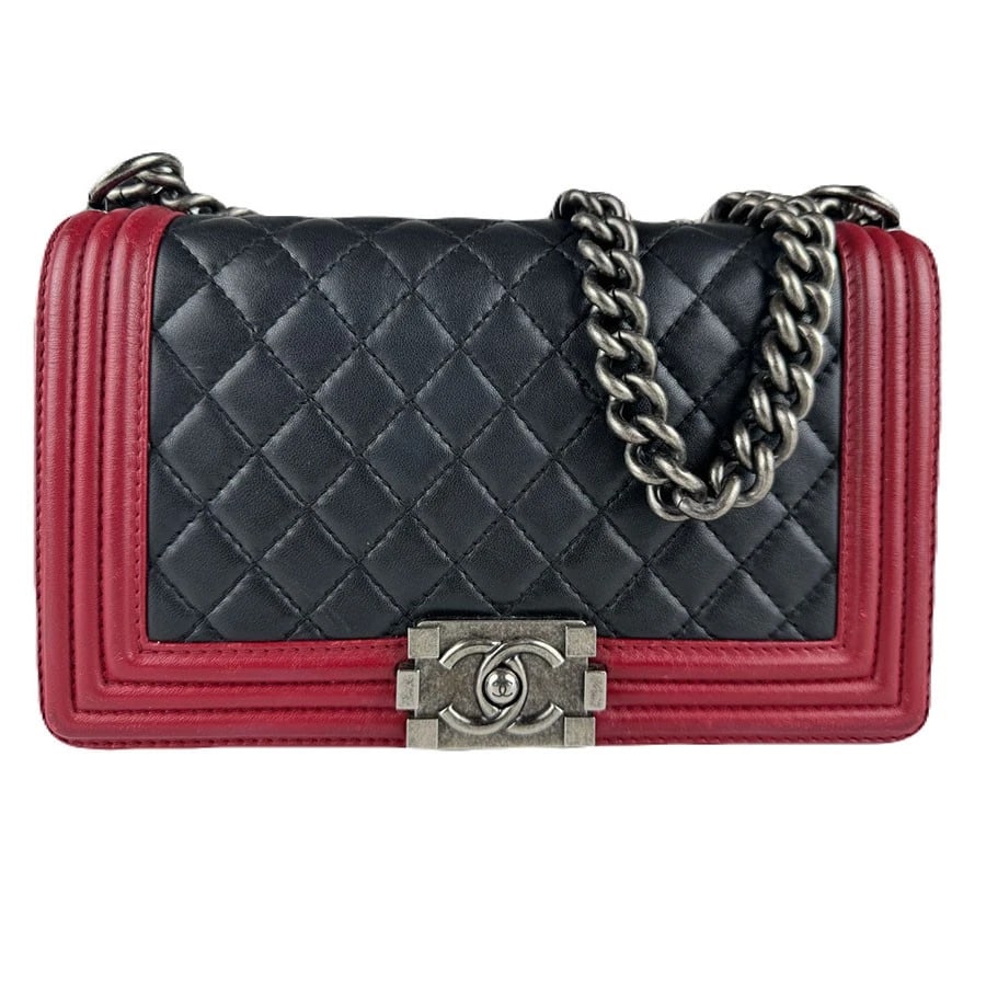 CHANEL BOY BAG CHAIN SHOULDER BAG LEATHER: CHANEL Boy Bag Chain Shoulder Bag Leather Brand: CHANEL Type: Shoulder Bag Material: Leather Color: Black / Red Size: W:9.4inx H:6.3inx D:2.8in Accessories: None Accessories Notice: When p